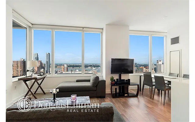 Rented by Douglas Elliman | media 25