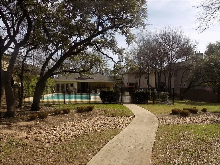11000 Anderson Mill Rd #29 — Photo 22