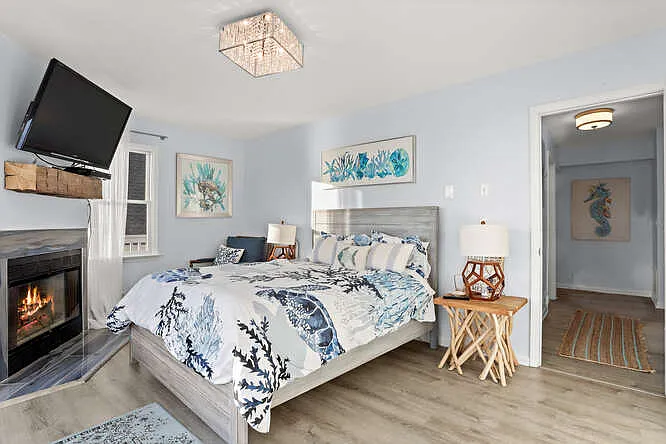 2149 Fairfield Beach Rd — Photo 32