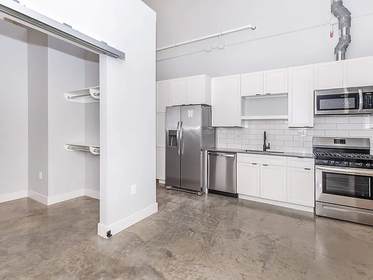 Residence at Discovery Square - 511 3rd Avenue Southwest — Photo 7