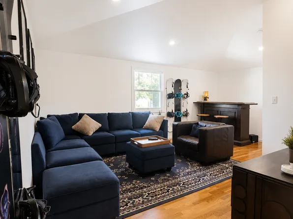 5 Myrtle St #3, Saugus, MA 01906