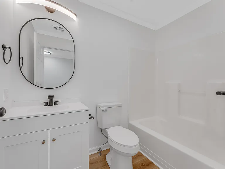 138 Putnam St — Photo 7