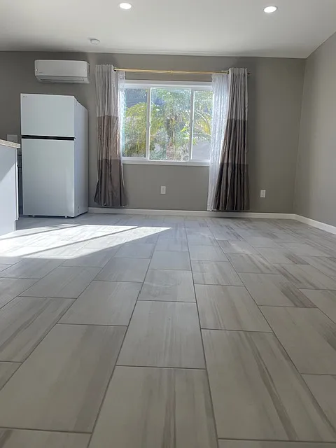 21200 Cedar Ln — Photo 3