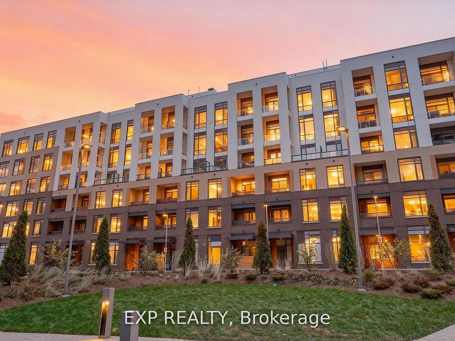 3 bed, $3,300 — Photo 1