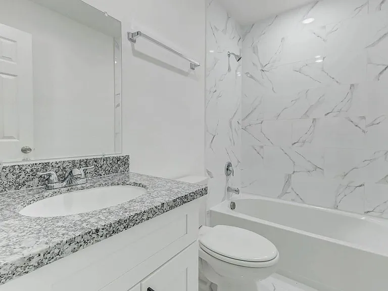 8218 Bigwood St #B — Photo 14