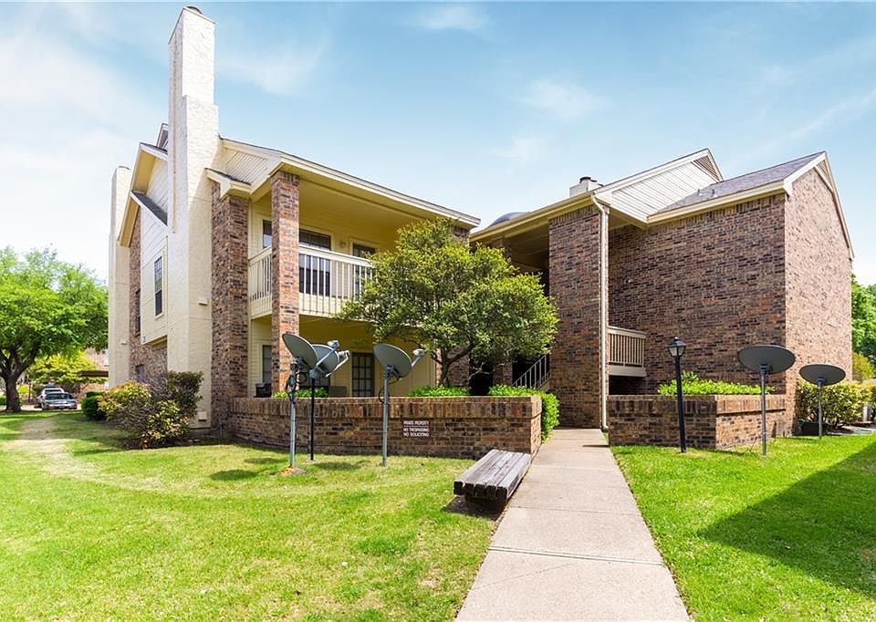 1st image of 3110 Devonshire Dr APT 217