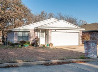 13 Tanager Ct, Mansfield, TX 76063