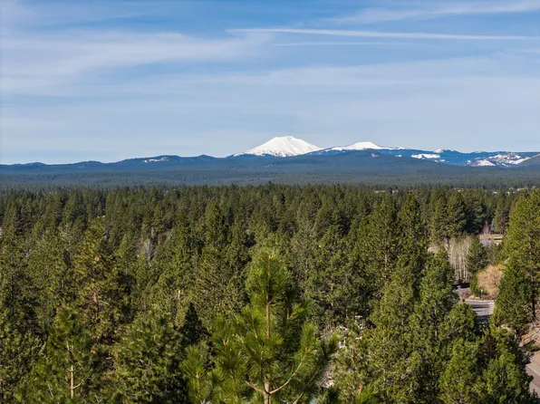 1828 SW Troon Ave, Bend, OR 97702