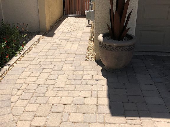 4th image of 5372 S Luiseno Blvd