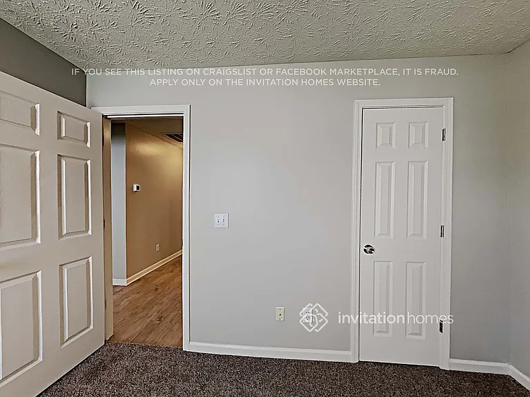 1317 Kent Mnr — Photo 12
