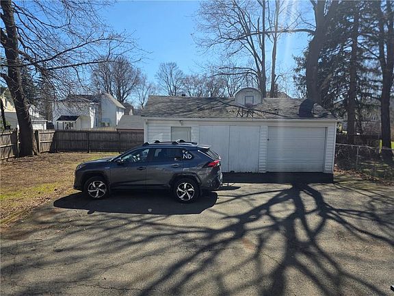 3rd image of 715 W Water St #A
