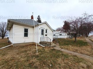 201 2nd St, Wellsburg, IA 50680