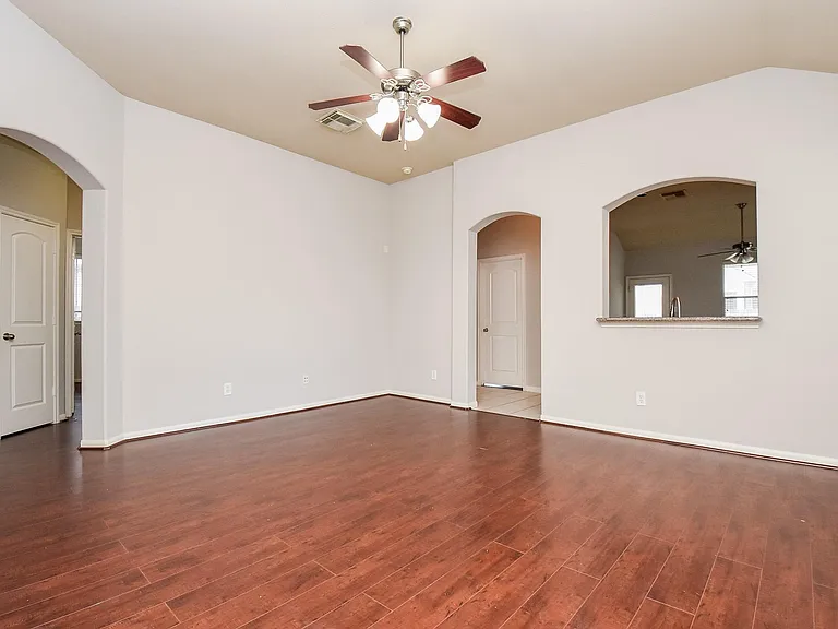 6014 Starbrook Creek Dr — Photo 8