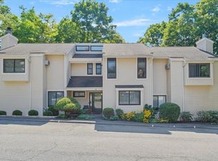 38 Woodland Trl, Carmel, NY 10512