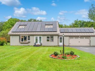 2 Hutchins Cir, Barre, VT 05641