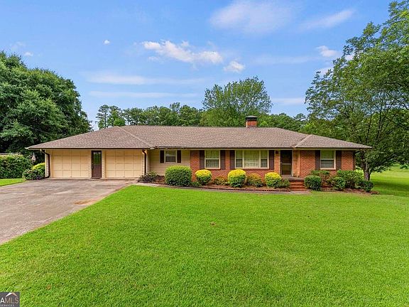 5th image of 2069 Elmwood Cir