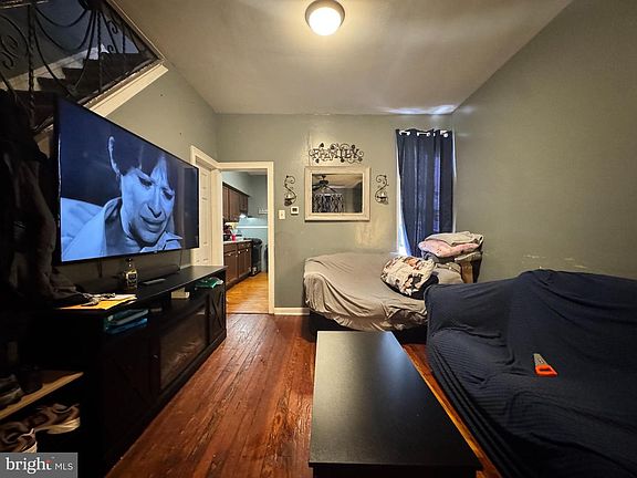 3rd image of 3017 Tulip St