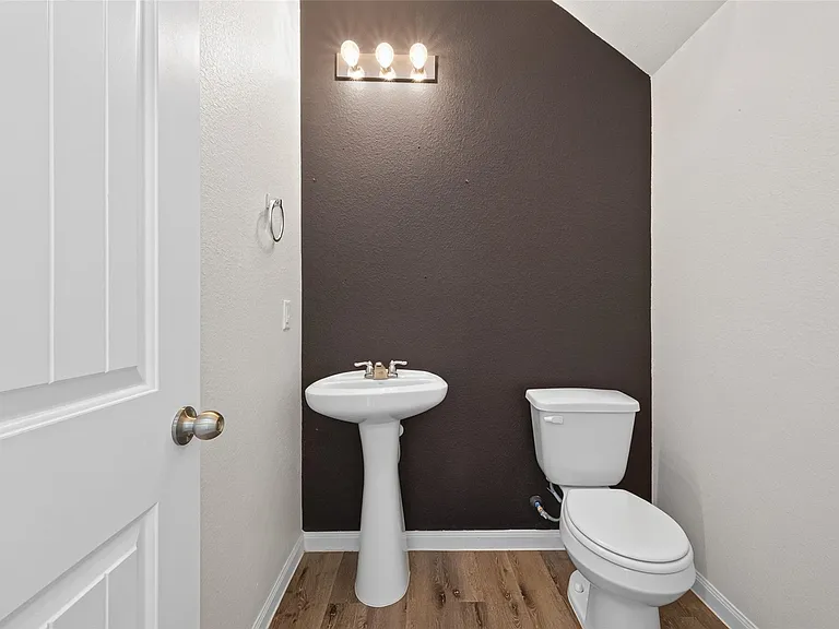 2526 Sturgeon Way — Photo 18