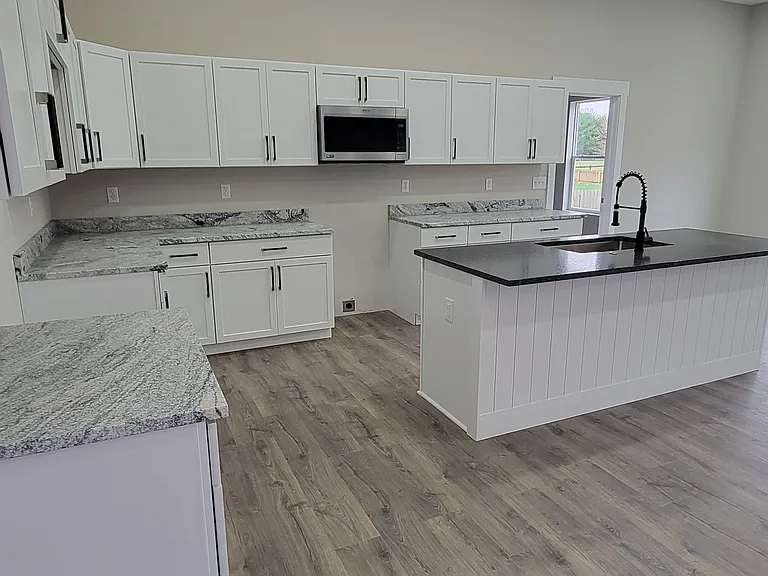 405 Sugar Maple Ln — Photo 8