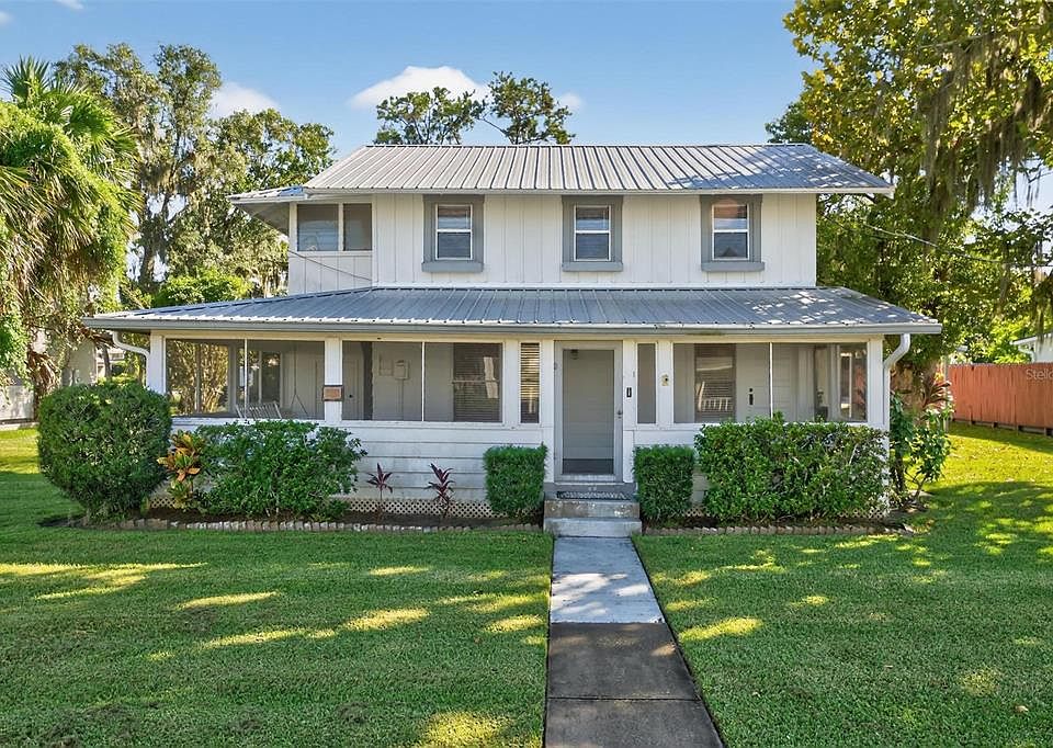 1st image of 110 W MAGNOLIA AVENUE