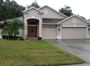 30424 Iverson Dr, Zephyrhills, FL 33543