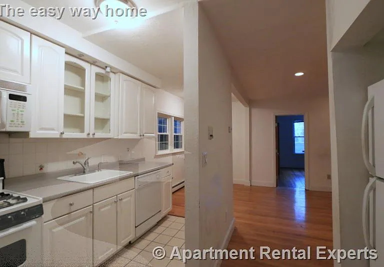 187 Brookline St #1 — Photo 8