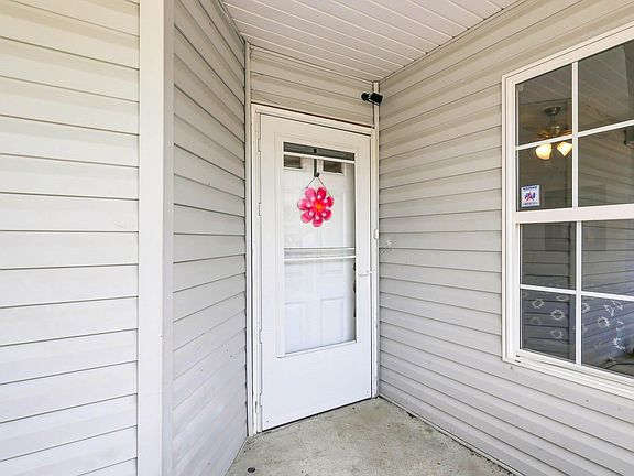 2nd image of 289 Fox Ridge Road