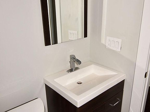 5th image of 522 N Preston St #2A