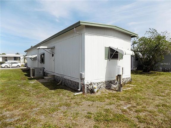 4th image of 6777 Laurel Ct