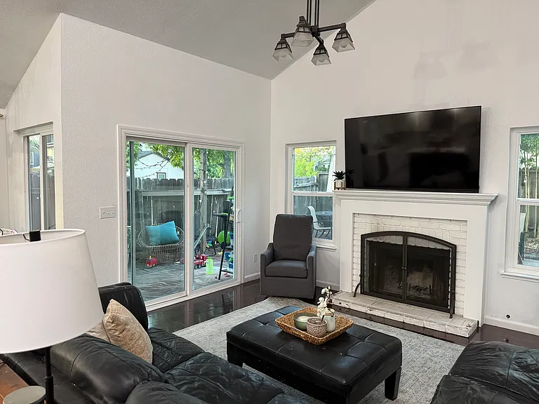 8932 Blue Grass Dr — Photo 14