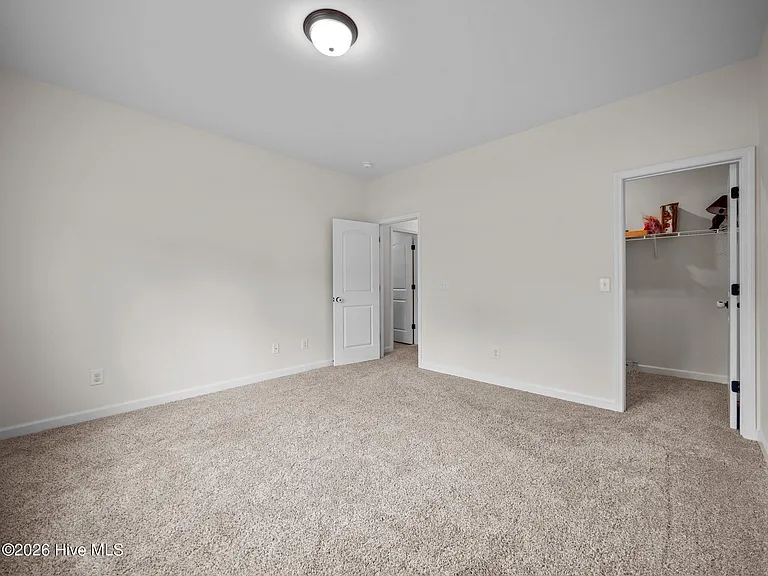 251 Breakwater Dr — Photo 43