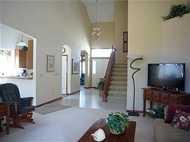 5th image of 15337 Oak Hollow Ln