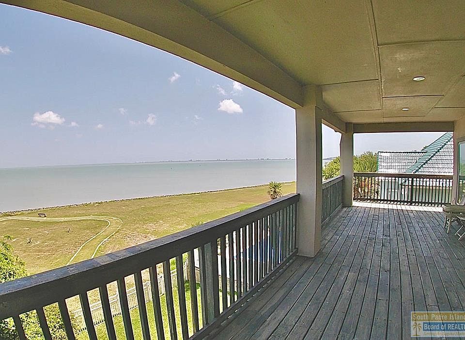 1st image of 1514 N Shore Dr