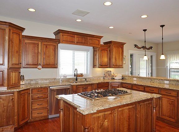 3rd image of 5178 Shadow Creek Dr