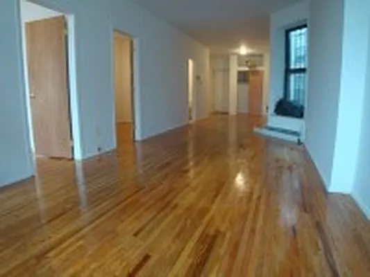 Rented by DSA Realty | media 20