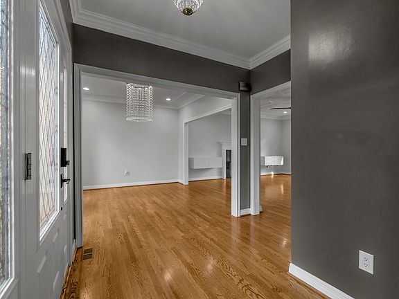 5th image of 4713 Inman Dr