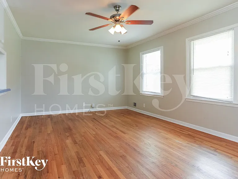 6326 Forest Haven Ln — Photo 3