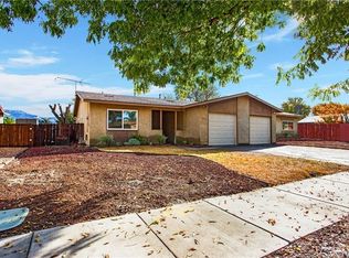 606 Toledo Dr, Hemet, CA 92545