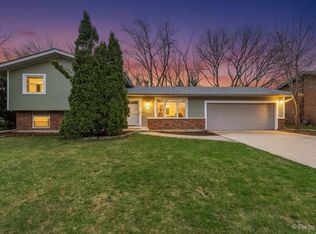 (Undisclosed Address), Crystal Lake, IL