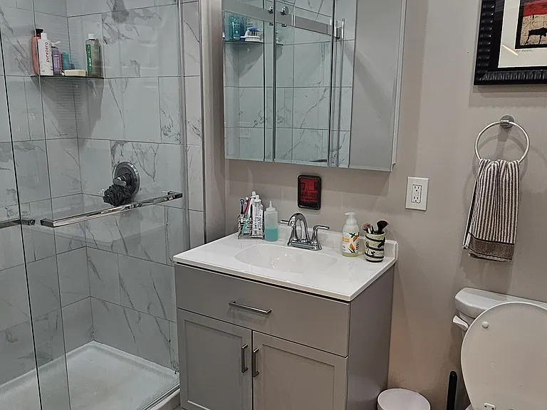 630 Maryland Ave #2A — Photo 9