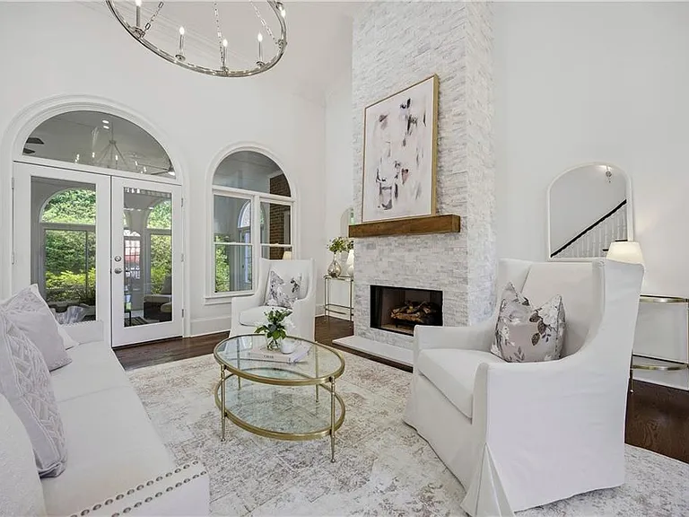 6410 Westchester Pl — Photo 33