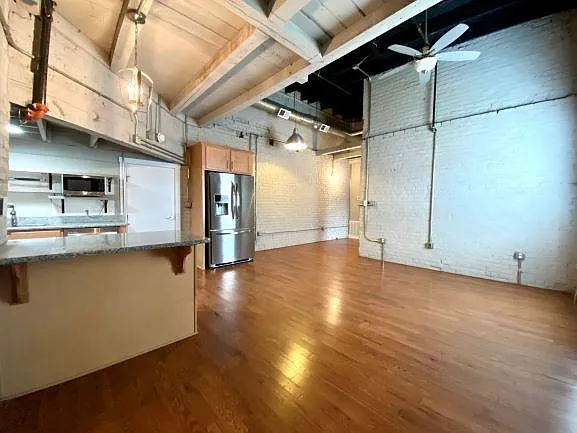 1016 Jefferson St #4 — Photo 7