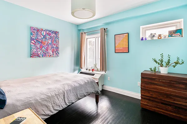 Sold by Compass | media 4