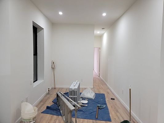 5th image of 2281 1st Ave APT 1B