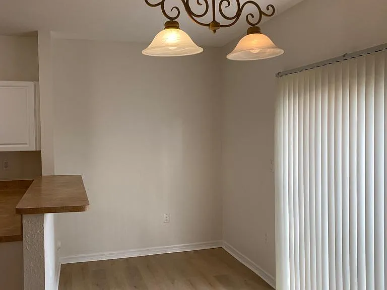 10910 SW 181st Ter — Photo 16