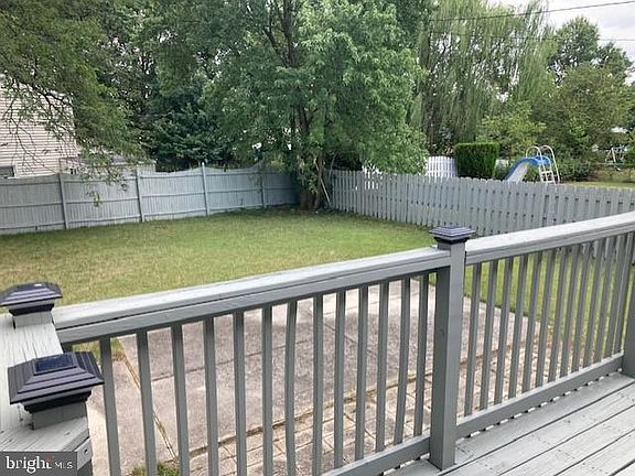 3rd image of 3439 Lynne Haven Dr