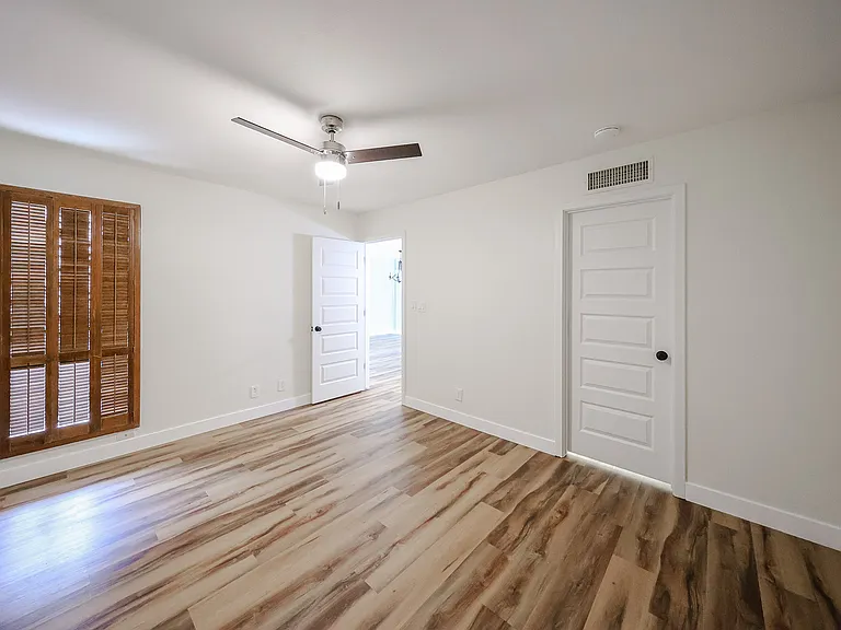 238 W Maya Dr — Photo 37