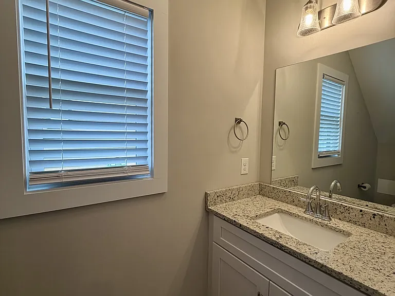 52 Cuddington Ln #1 — Photo 13