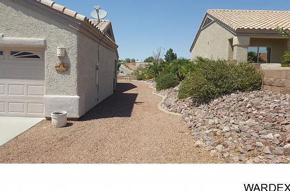 5th image of 2349 Half Moon Way