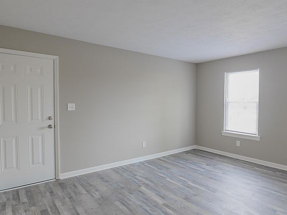 3rd image of 140 Conifer Dr #11212020